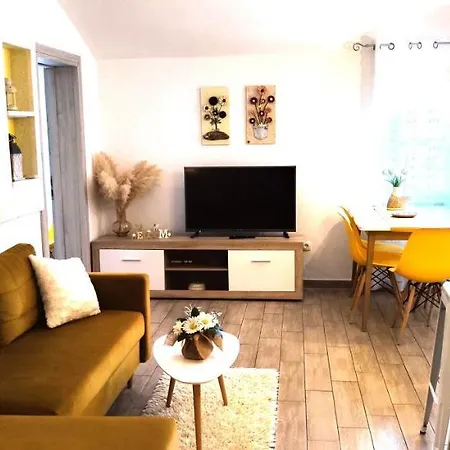 Apartment Aurora