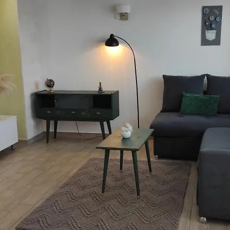 Aurora Apartment