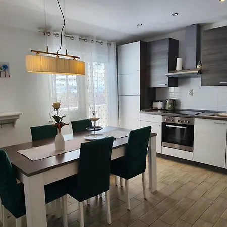 Apartment Aurora Zadar